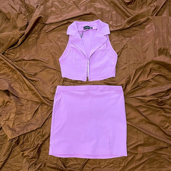 PrettyLittleThing Lilac Zip Crop Top – Size 4 (NWT) - Picture 6 of 7